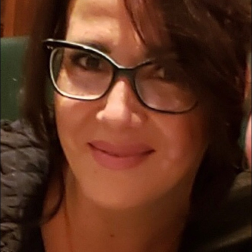 Meet your Posher, Niki
